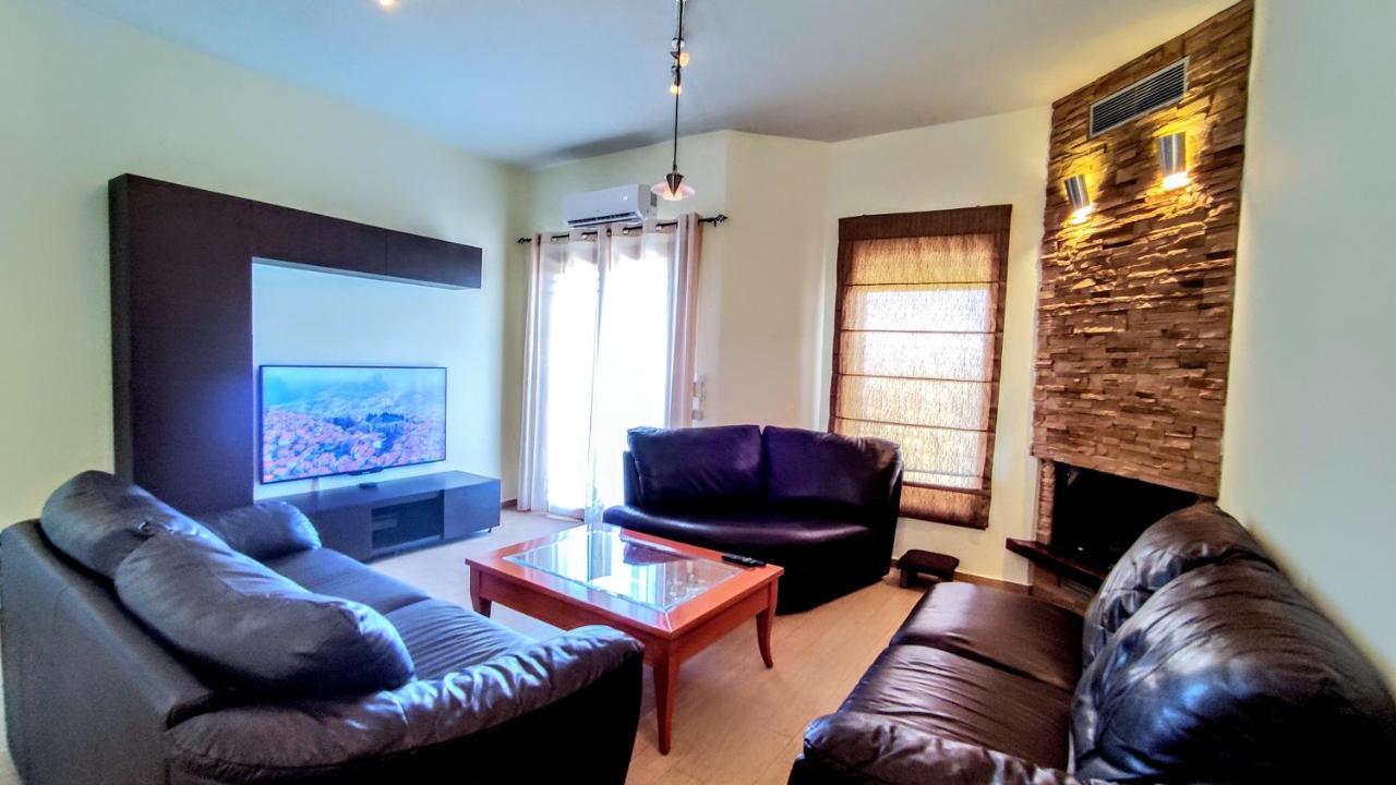 The Elysian At Nicopolis Jacuzzi Apartment Nikopolis Exterior photo
